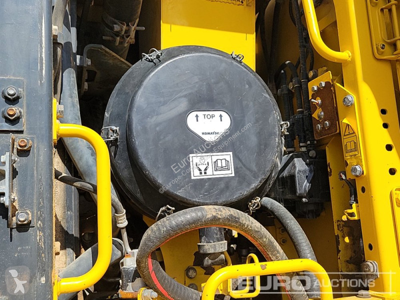 Escavatore Komatsu PC490LC-11