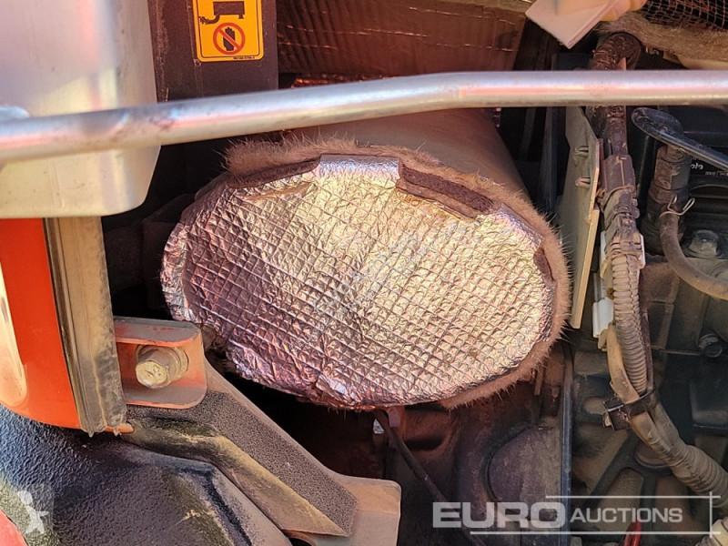 جرافة Kubota U27-4