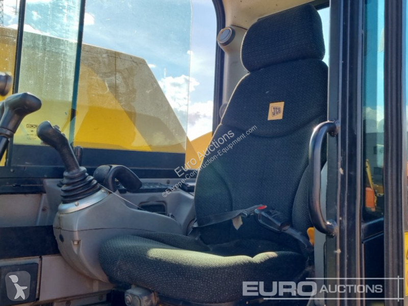 Lopatový nakládač JCB 86C-2