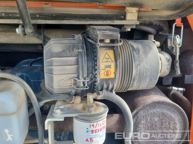 Lopatový nakládač Kubota KX101-3