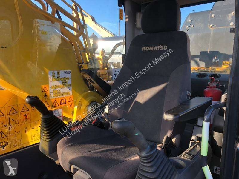 جرافة Komatsu PC490LC-11E0