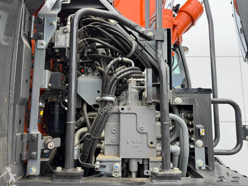 جرافة Hitachi ZX150W-7 - Blade / Triple Boom /...