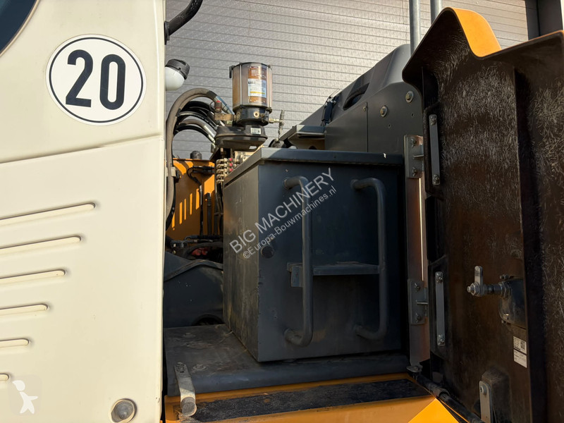 جرافة Liebherr A920