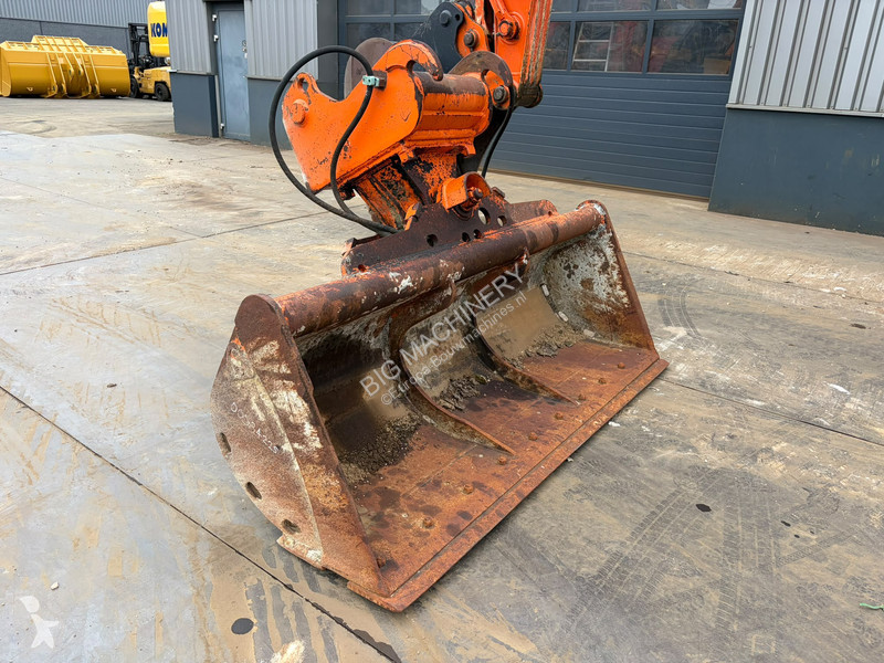 Skovl Hitachi 6