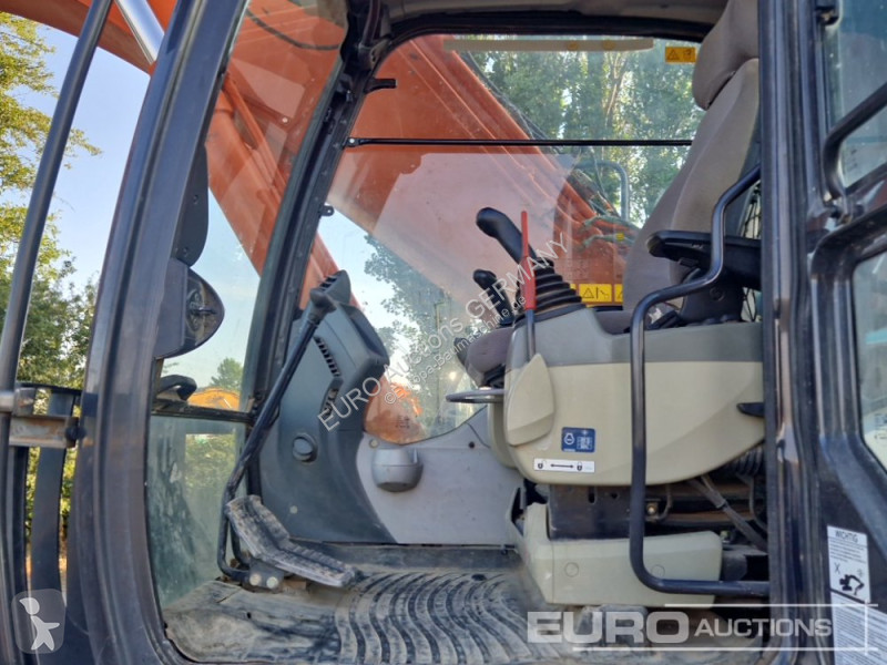 جرافة Hitachi ZX290LCN-5B