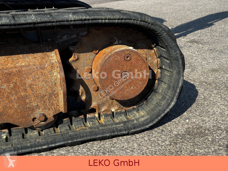 Lopatový nakládač Takeuchi Mit Zwei Löffeln