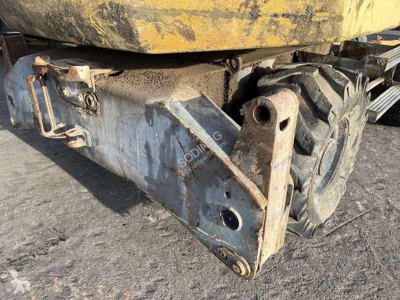 جرافة Liebherr - POUR PIECES