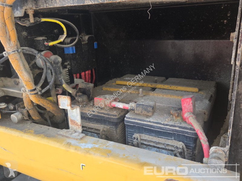 Graafmachine Caterpillar MH3024
