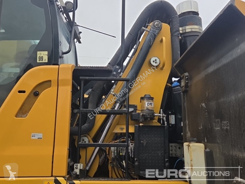 Graafmachine Caterpillar MH3024