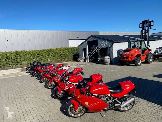 Lopatový nakládač Yamaha V-Max