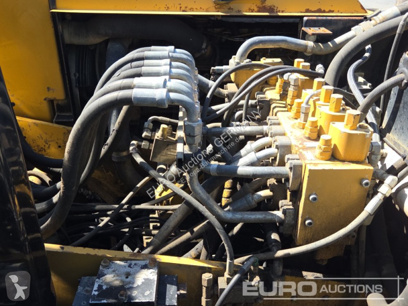 جرافة Caterpillar D