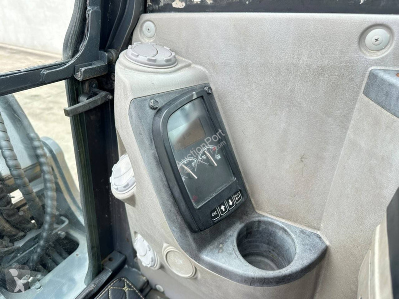 Rýpadlo Volvo EC60C