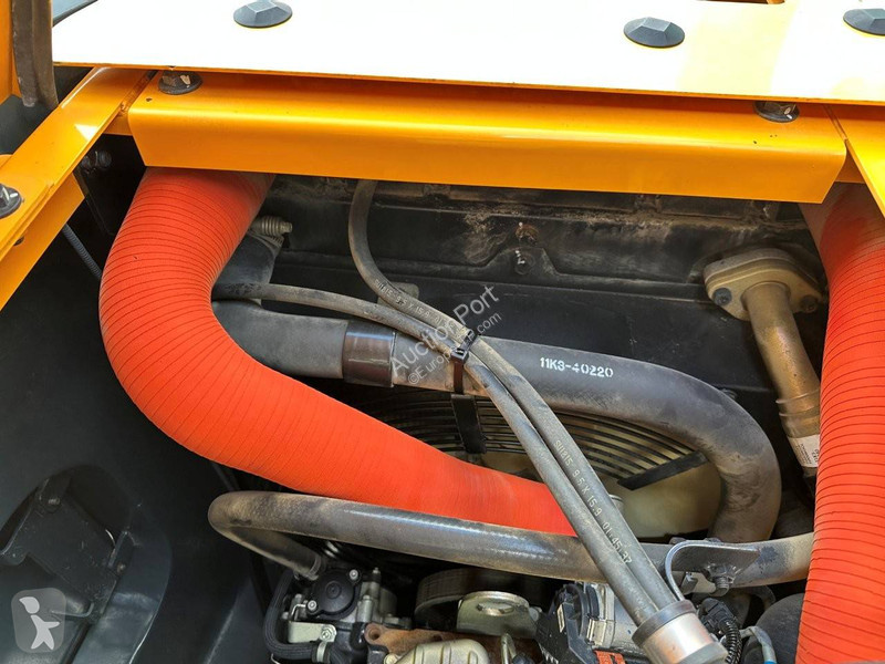جرافة Hyundai HX130 LCR