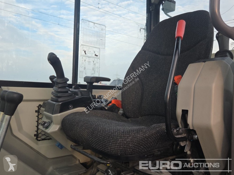 Багер Volvo ECR50F