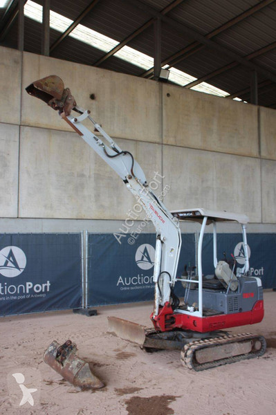 Excavator Takeuchi TB219
