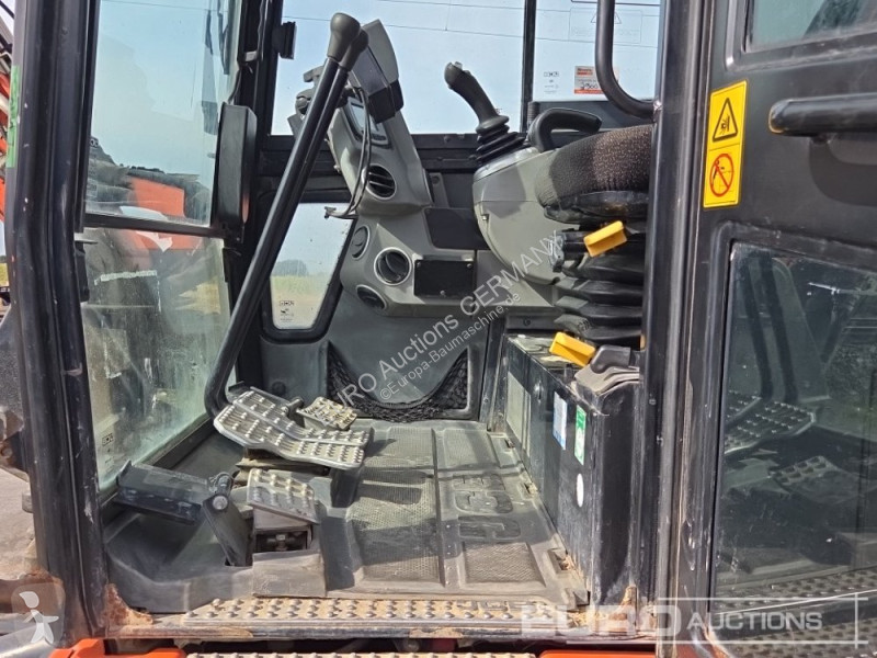 Excavadora JCB 86C-1