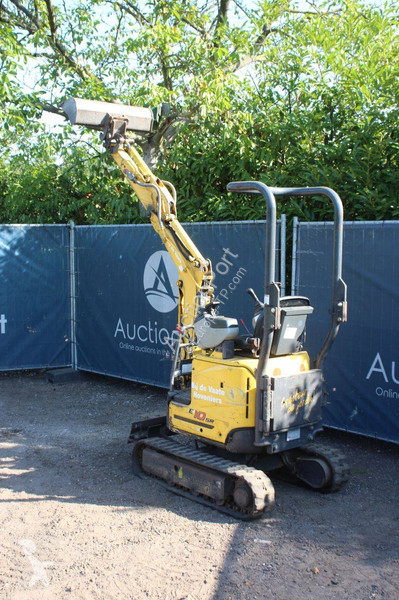 جرافة Yanmar E10SR