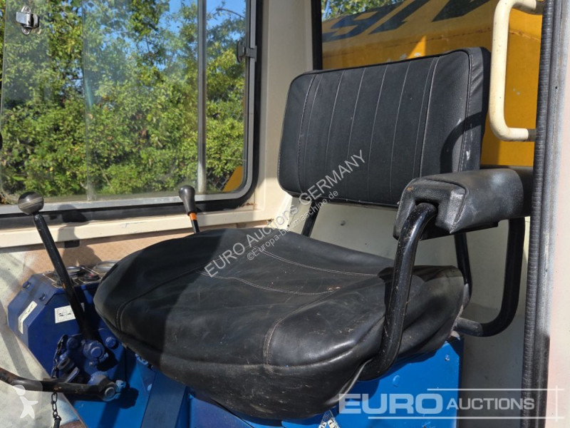 Экскаватор Komatsu 3