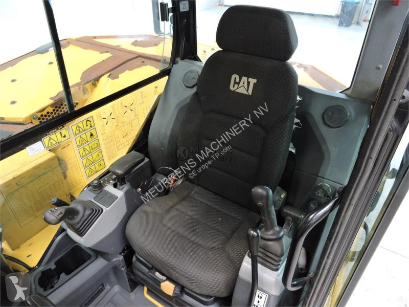 Экскаватор Caterpillar CR Automatic Greasing