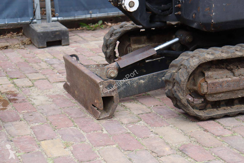 جرافة Bobcat