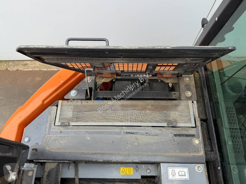 جرافة Hitachi - Hammer Lines / Automatic Greasing