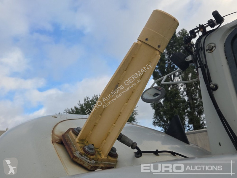 Skovel Takeuchi