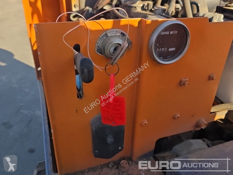 Skovel Kubota KH-007