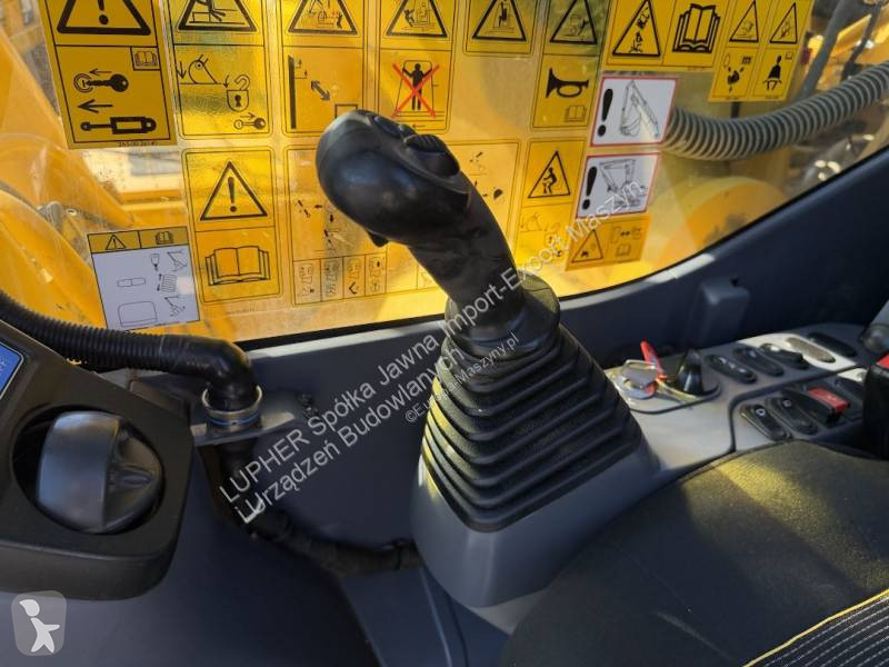 Pelle Komatsu PC290LCI-11E0