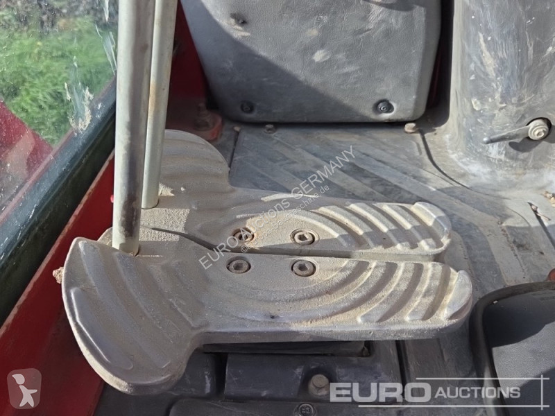 Excavadora Volvo ECR25D