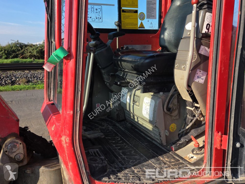 جرافة Yanmar ViO25-4