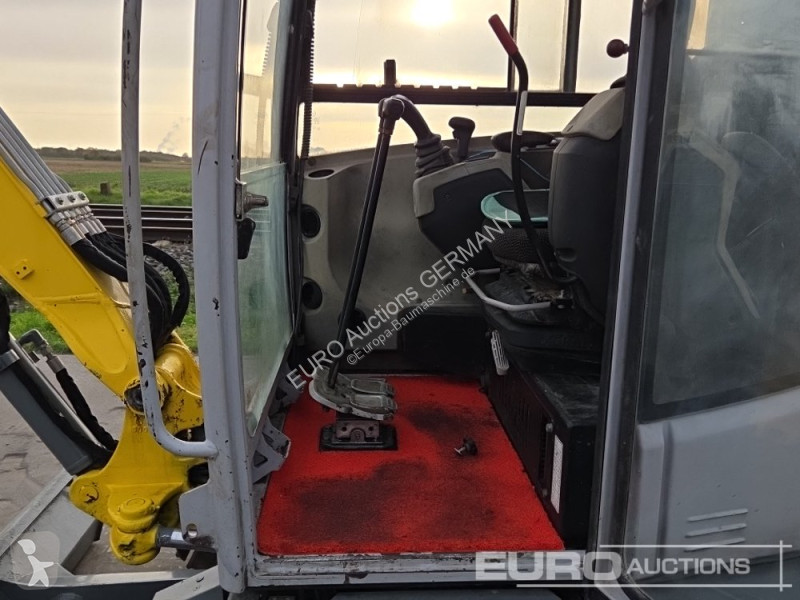 جرافة Wacker Neuson EZ38