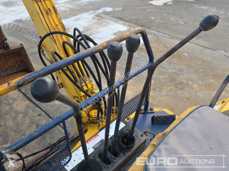 Багер Komatsu PC07-1