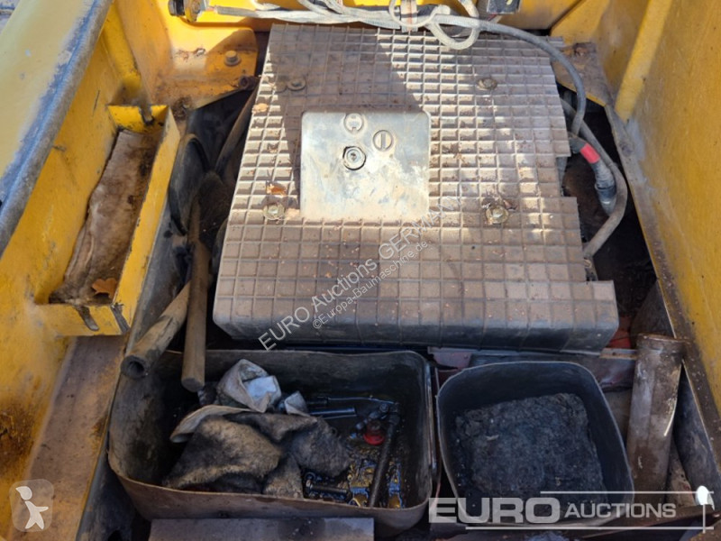 جرافة Volvo EC240