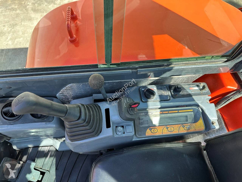 Escavadora Kubota KX155-3SZ