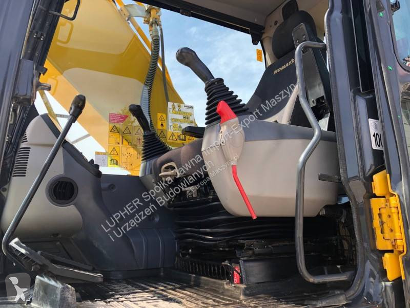 Excavator Komatsu PC210LC-11