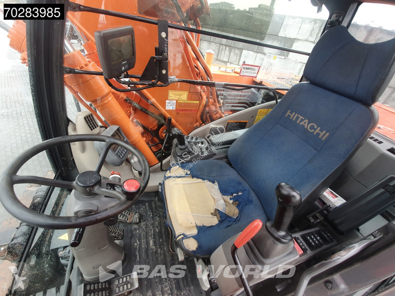 Escavadora Hitachi ZX140W -3 OUTRIGGERS - ROTOTILT