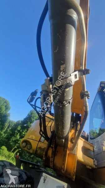 Excavator Liebherr A 912 COMPACT
