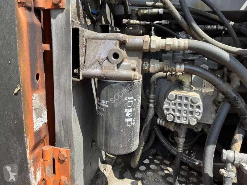 Excavadora Hitachi