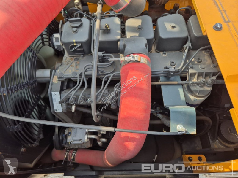 جرافة Hyundai R215L