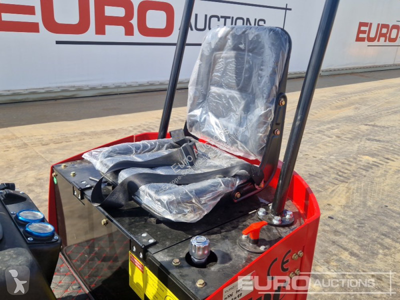Escavadora JPC HT12