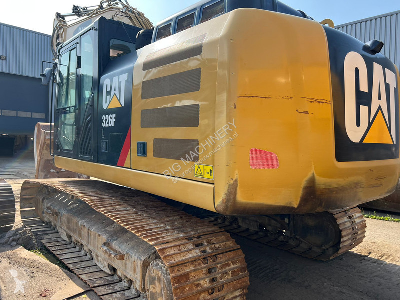 Graafmachine Caterpillar 326FL
