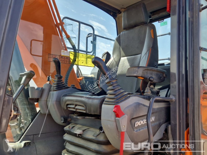 جرافة Doosan -7