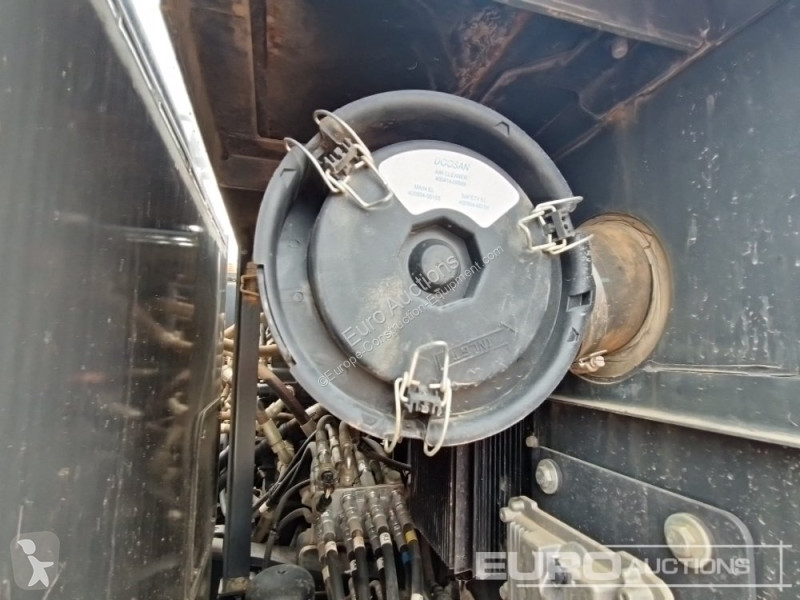 Escavadora Doosan -7