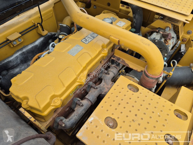 Escavatore Caterpillar 2