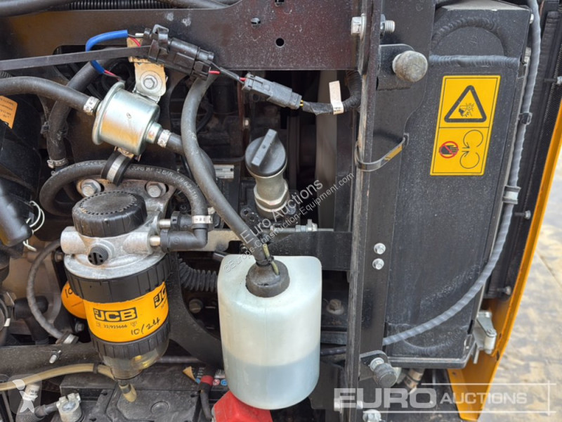 جرافة JCB 16C-1