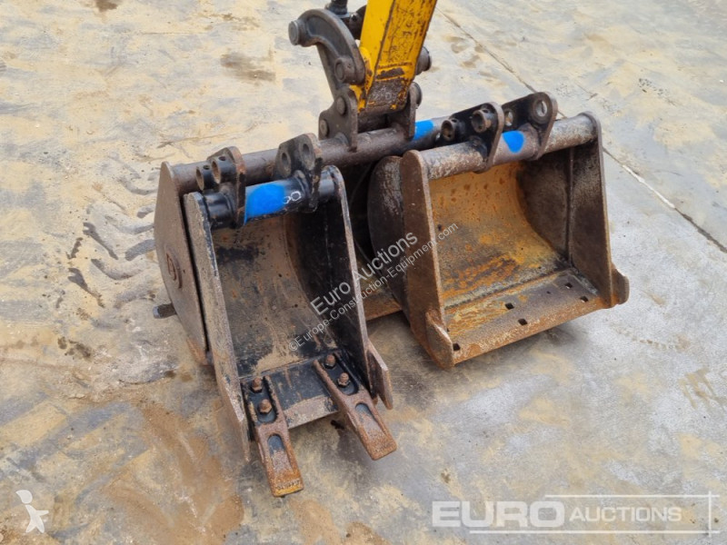 جرافة JCB