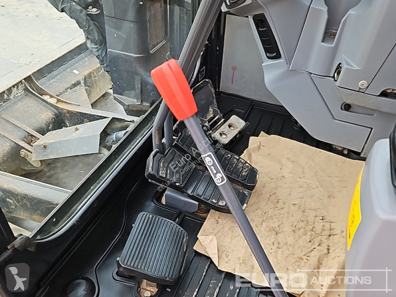Escavadora Kubota KX080-4A2
