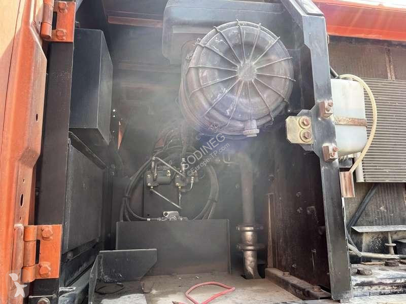 Escavatore Hitachi