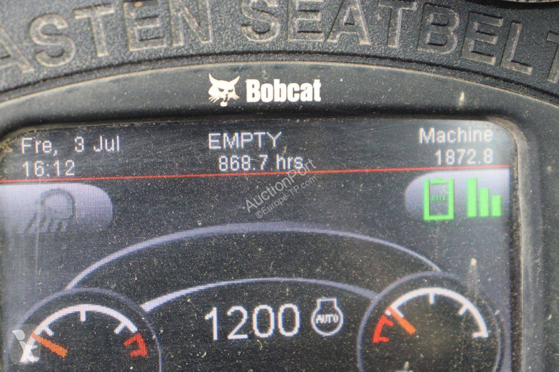 جرافة Bobcat E55