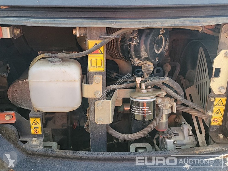 Lopatový nakládač Kubota KX027-4